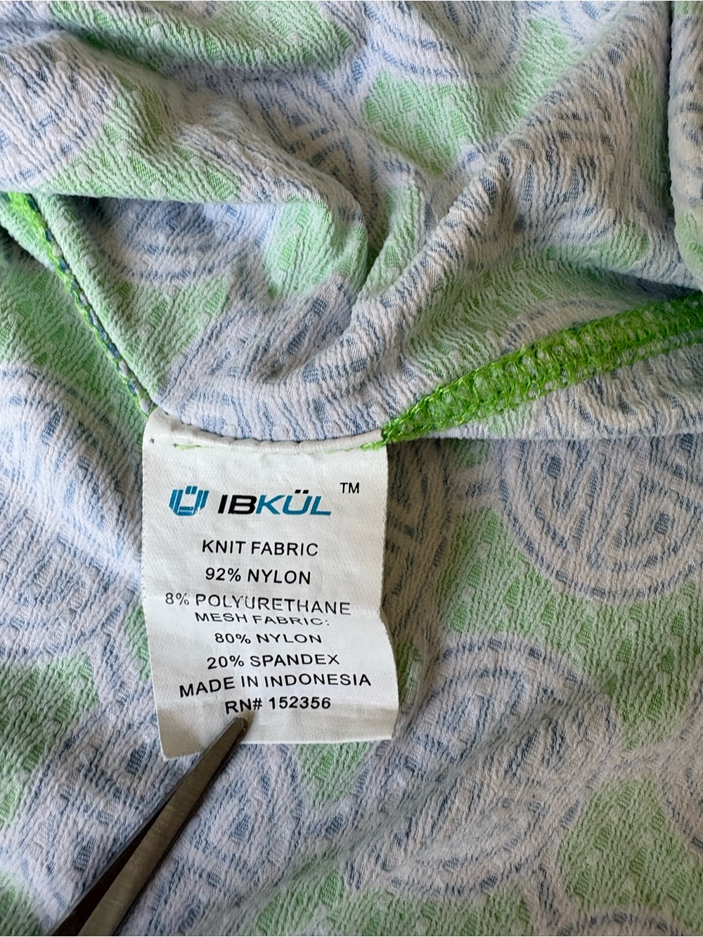 IBKUL Green and White Printed Hooded Long Sleeve Top UPF 50+ - Picture 4 of 8